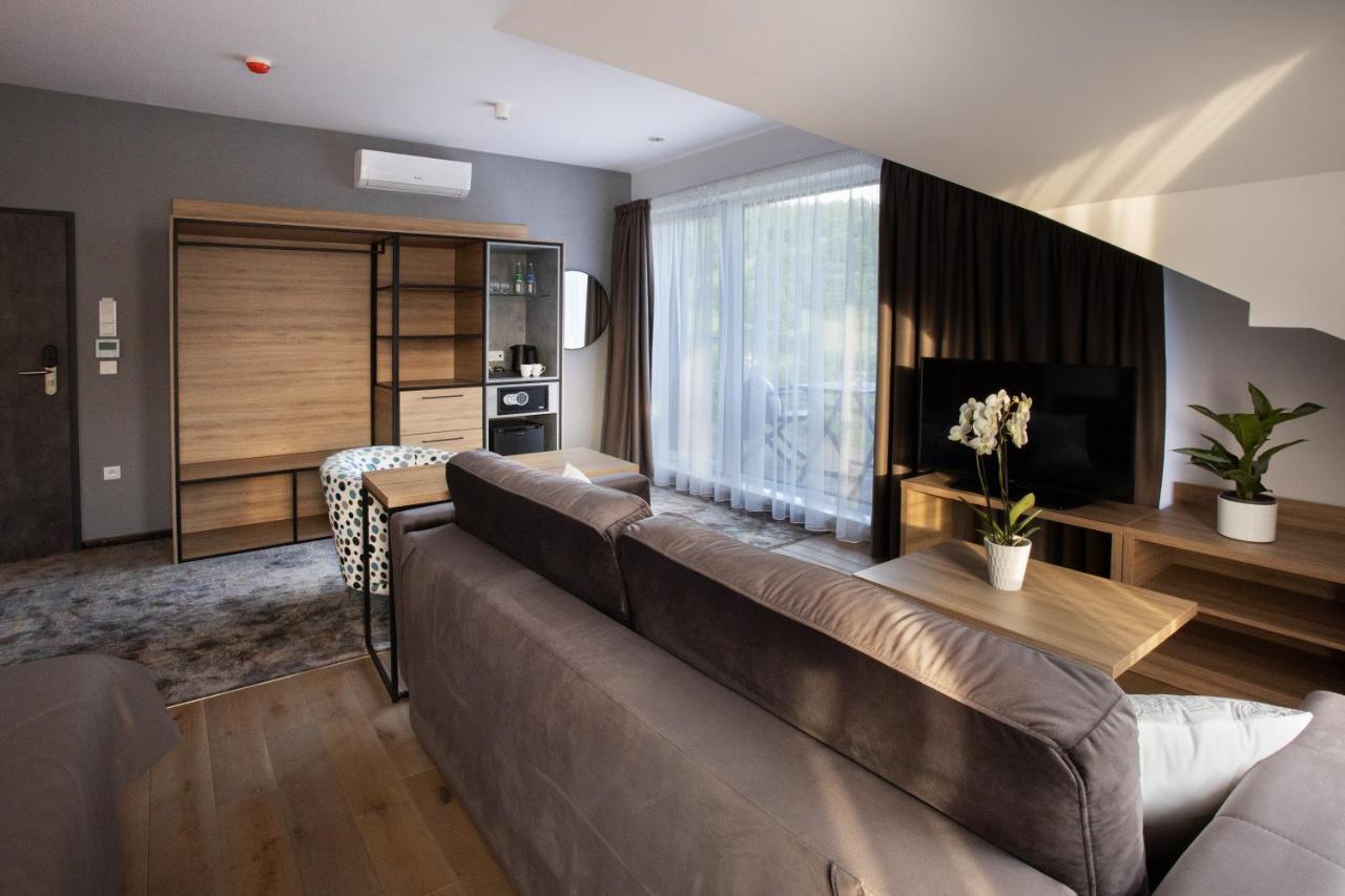 Hotel Beskid Balneo Medical Resort & Spa Piwniczna-Zdroj ภายนอก รูปภาพ