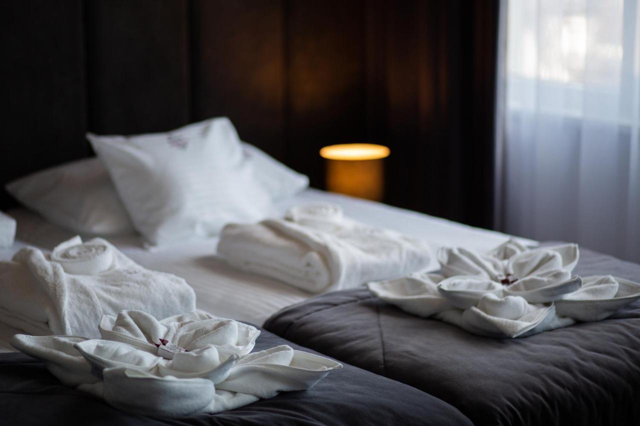 Hotel Beskid Balneo Medical Resort & Spa Piwniczna-Zdroj ภายนอก รูปภาพ